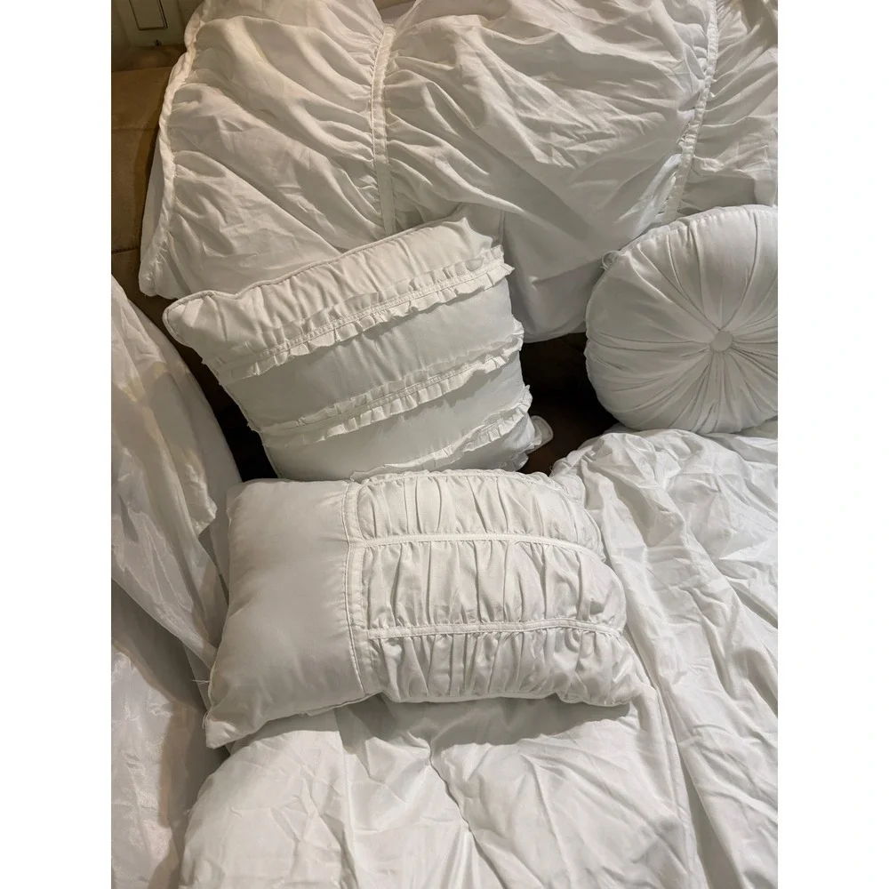 Hutton Wilkinson Palazzo White Ruched Comforter Set Hollywood Regency